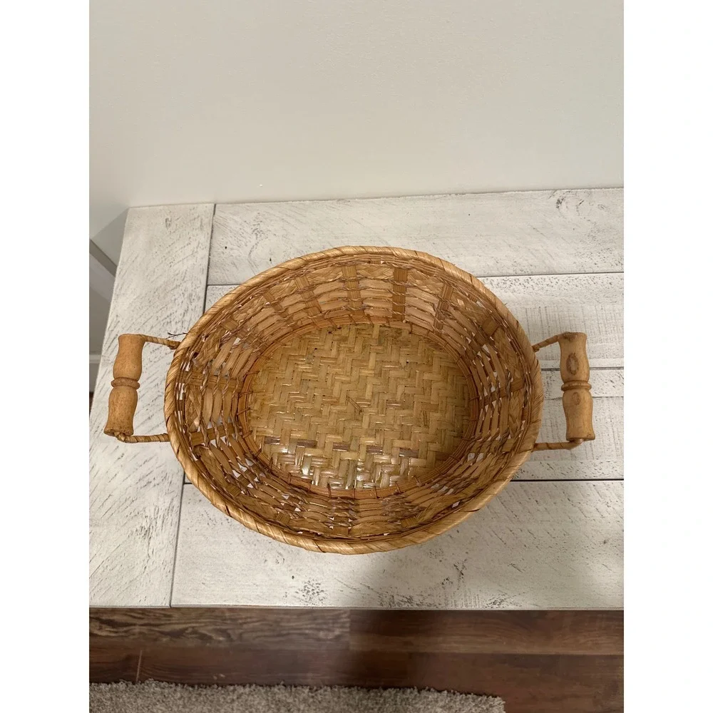 Vintage Oval Wicker Basket with Wood Handles Natural Woven Bread Fruit Tray